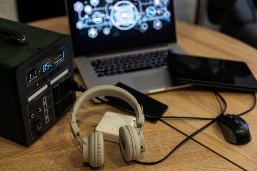 Electronic devices scattered on the table